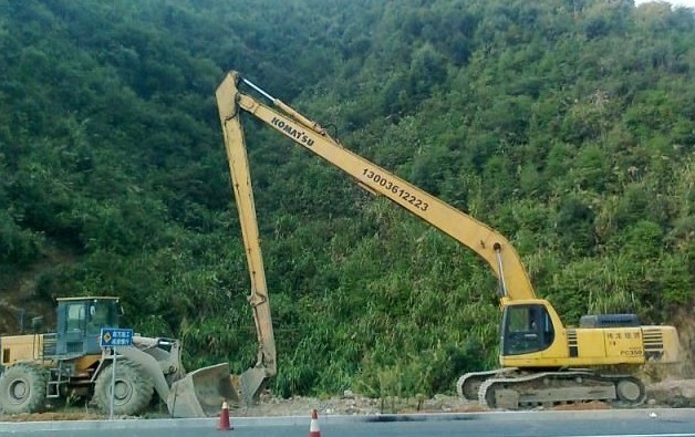 長(zhǎng)臂挖掘機(jī)廠家、長(zhǎng)臂挖掘機(jī)廠家定制、長(zhǎng)臂挖掘機(jī)廠家改裝
