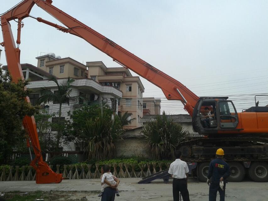 挖掘機(jī)拆樓臂、三段式加長(zhǎng)臂、挖掘機(jī)拆樓臂廠家